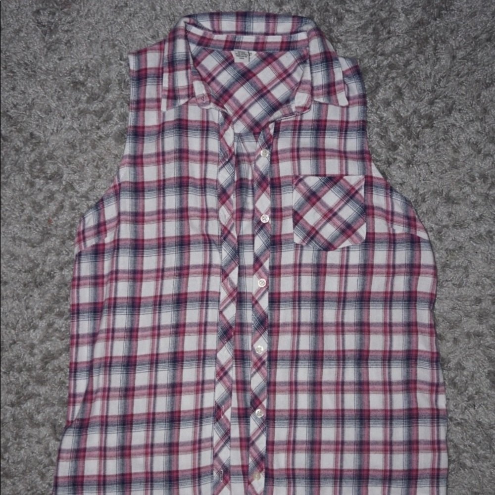 Sleeveless Plaid